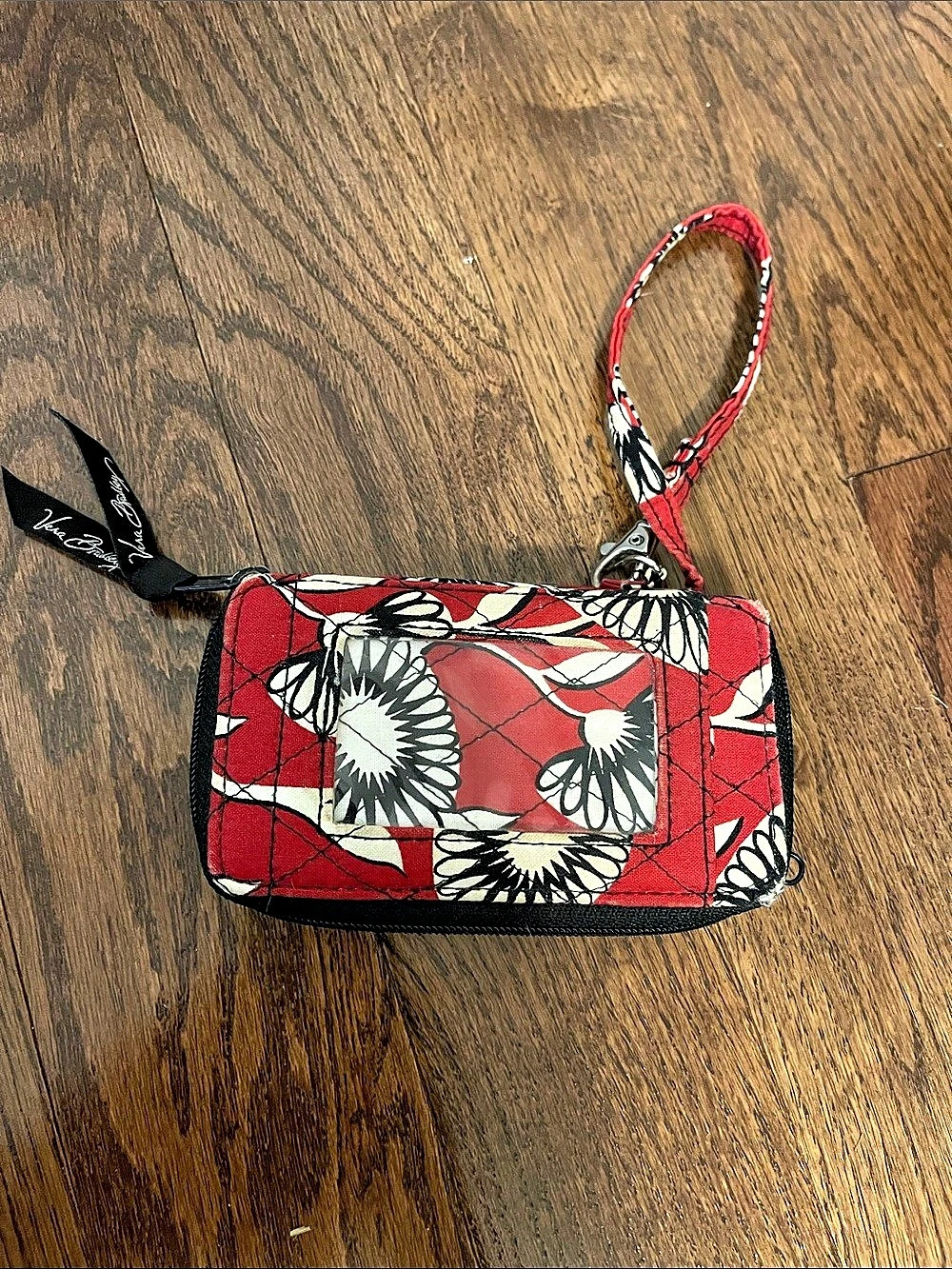 Vera Bradley Zip Around Wallet Wristlet Red & Black